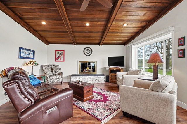 5495 Oakridge Drive, Beaverton, MI 48612