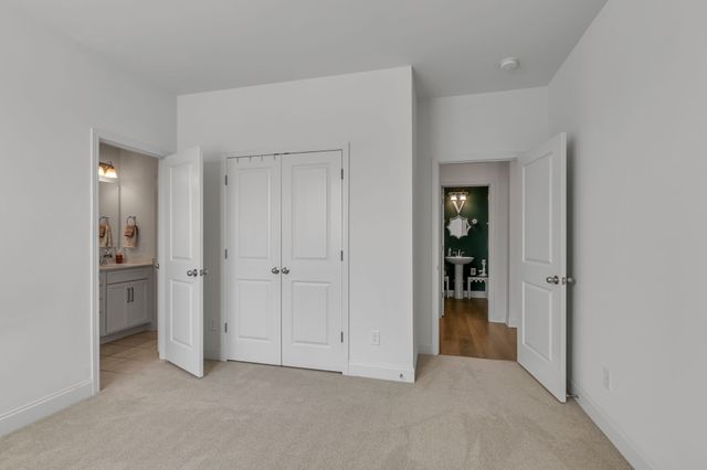 1421 Proprietors Pl, Murfreesboro, TN 37128