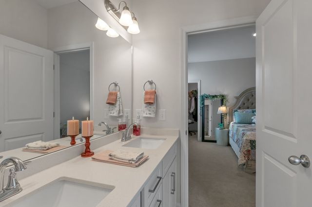 1421 Proprietors Pl, Murfreesboro, TN 37128