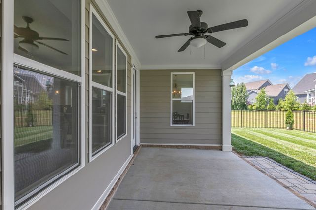 1421 Proprietors Pl, Murfreesboro, TN 37128