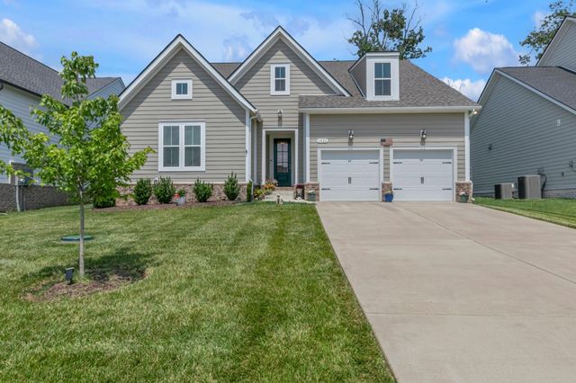 1421 Proprietors Pl, Murfreesboro, TN 37128