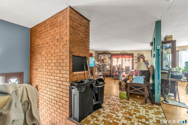 487 South Eagle Street, Plymouth, CT 06786