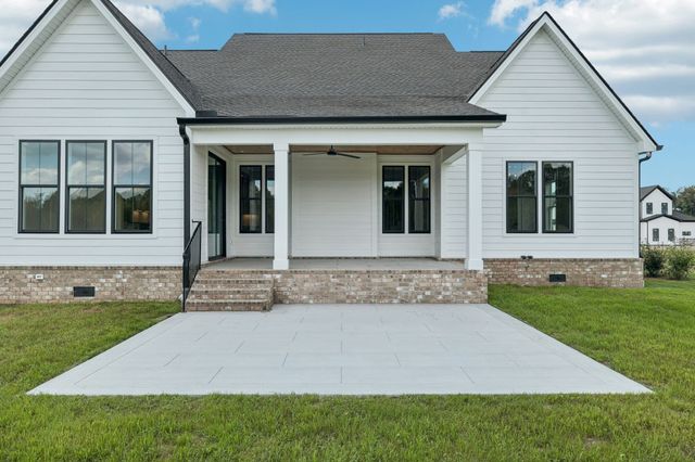 6220 Cedar Brooke Lane, Spring Hill, TN 37174