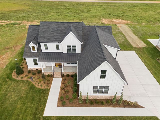 6220 Cedar Brooke Lane, Spring Hill, TN 37174