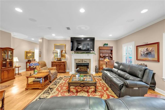 6720 Somerby Lane, Mobile, AL 36695