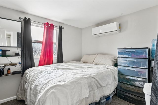 119 Acrebrook Rd, Springfield, MA 01129