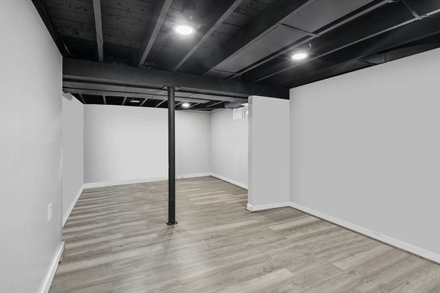 119 Acrebrook Rd, Springfield, MA 01129