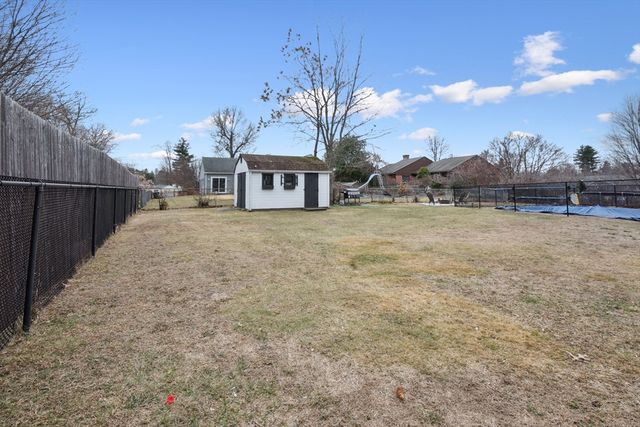 119 Acrebrook Rd, Springfield, MA 01129