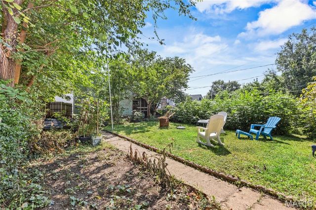 3926 Dunnica Avenue, St Louis, MO 63116