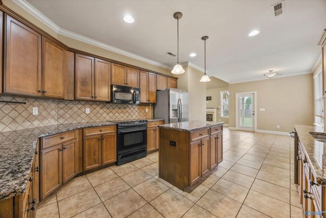 7 Crimson Cloud Blvd SW, Huntsville, AL 35824