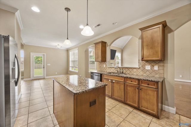 7 Crimson Cloud Blvd SW, Huntsville, AL 35824
