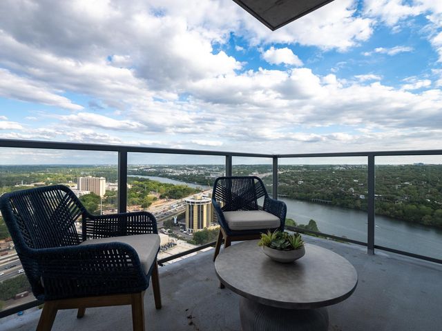 44 East Ave 2310, Austin, TX 78701