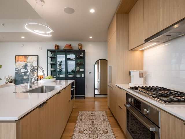 44 East Ave 2310, Austin, TX 78701