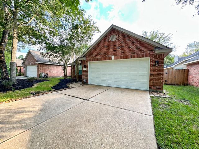 27 Auburn Path Drive, The Woodlands, TX 77382