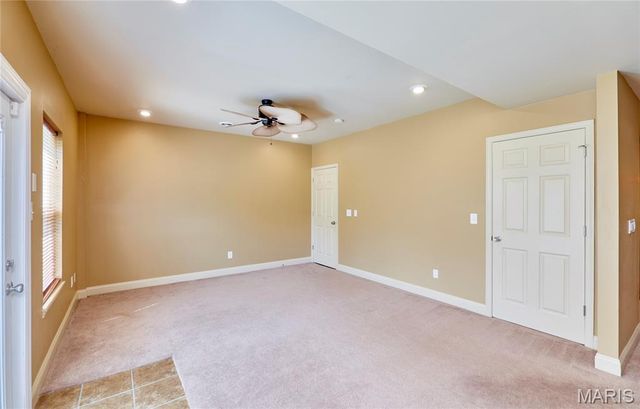 13222 Shady Green Drive, St Louis, MO 63128