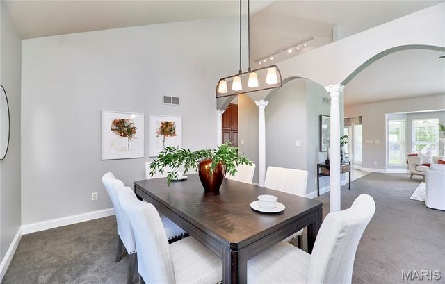 13222 Shady Green Drive, St Louis, MO 63128