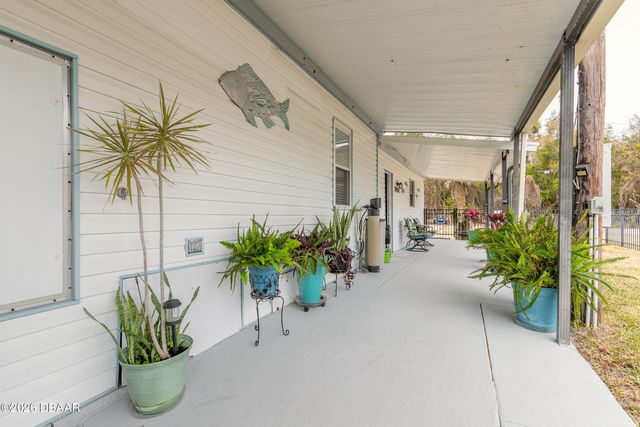 191 E Ariel Road, Oak Hill, FL 32759