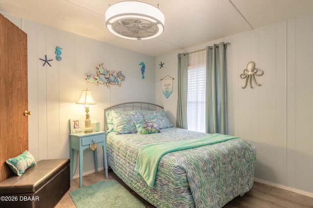 191 E Ariel Road, Oak Hill, FL 32759