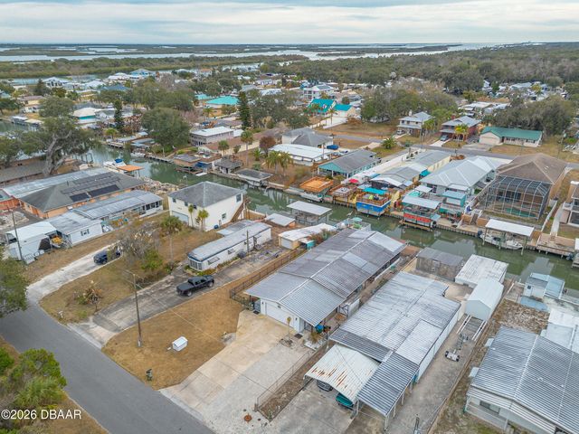 191 E Ariel Road, Oak Hill, FL 32759