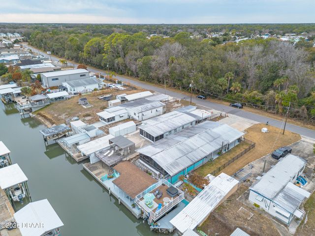 191 E Ariel Road, Oak Hill, FL 32759