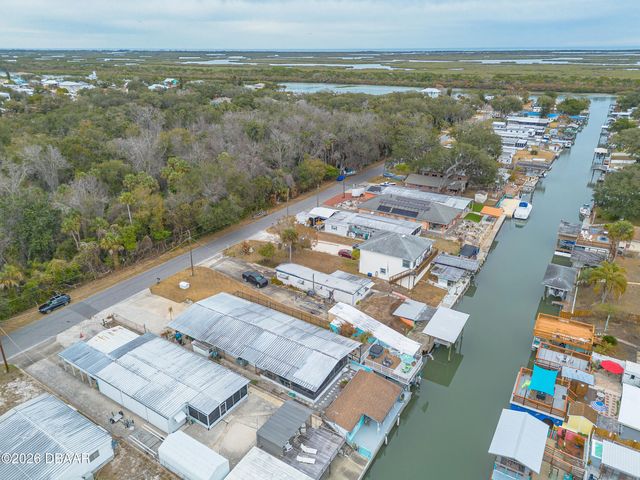 191 E Ariel Road, Oak Hill, FL 32759