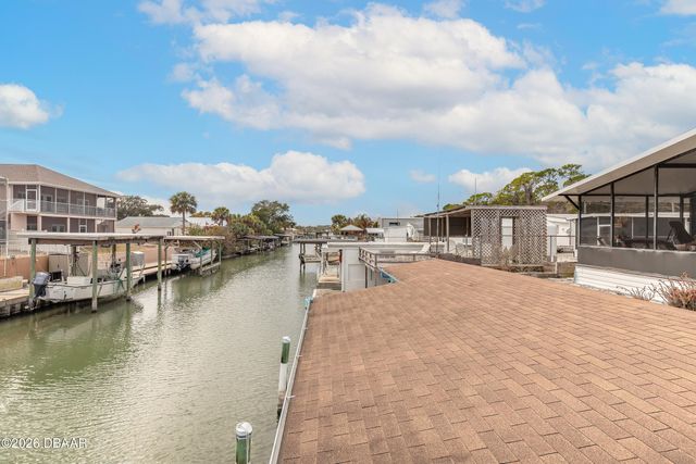 191 E Ariel Road, Oak Hill, FL 32759