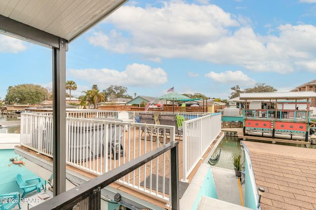 191 E Ariel Road, Oak Hill, FL 32759