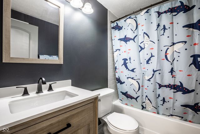7802 Madden Drive, Fishers, IN 46038
