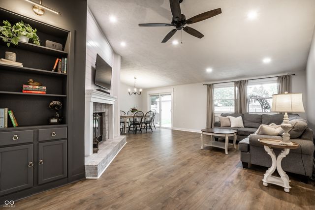 7802 Madden Drive, Fishers, IN 46038
