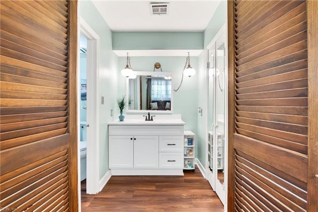 3 Commander DR, Hampton, VA 23666