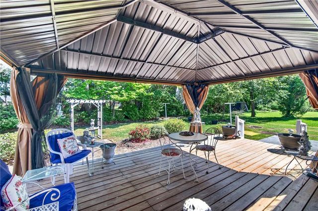 3 Commander DR, Hampton, VA 23666