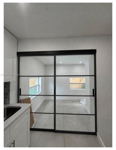 4028 SW 49th Court, Dania Beach, FL 33314