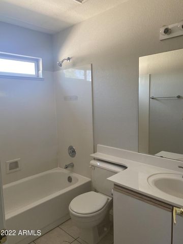 1515 E BEACON Drive, Gilbert, AZ 85234