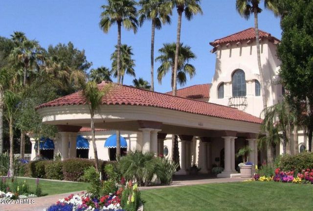 1515 E BEACON Drive, Gilbert, AZ 85234