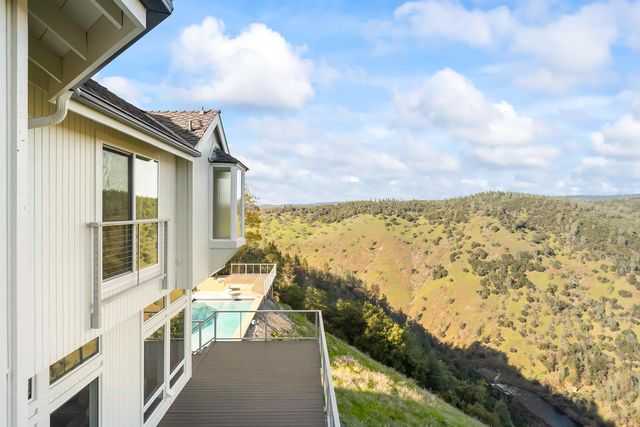 9001 Riverwood Dr, Placerville, CA 95667