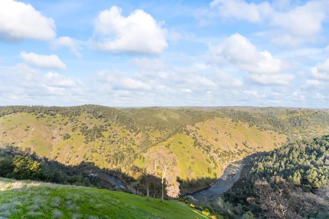 9001 Riverwood Dr, Placerville, CA 95667