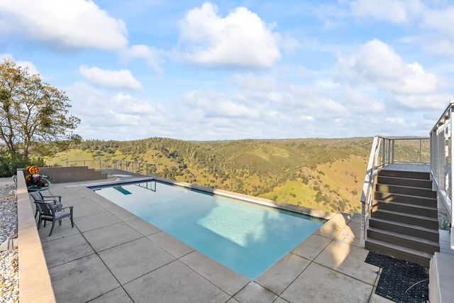 9001 Riverwood Dr, Placerville, CA 95667