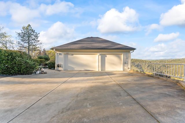 9001 Riverwood Dr, Placerville, CA 95667