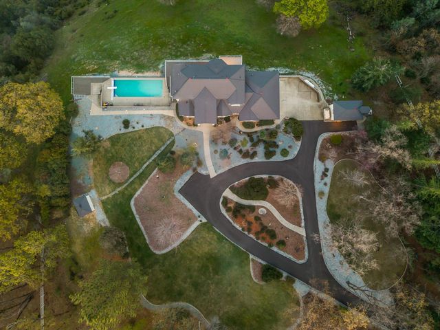 9001 Riverwood Dr, Placerville, CA 95667