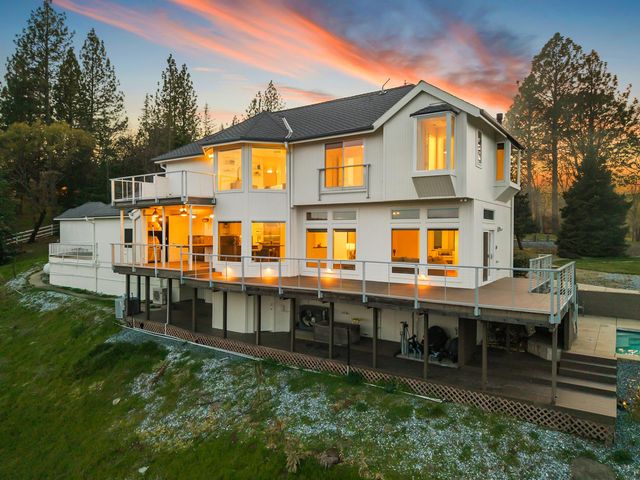 9001 Riverwood Dr, Placerville, CA 95667