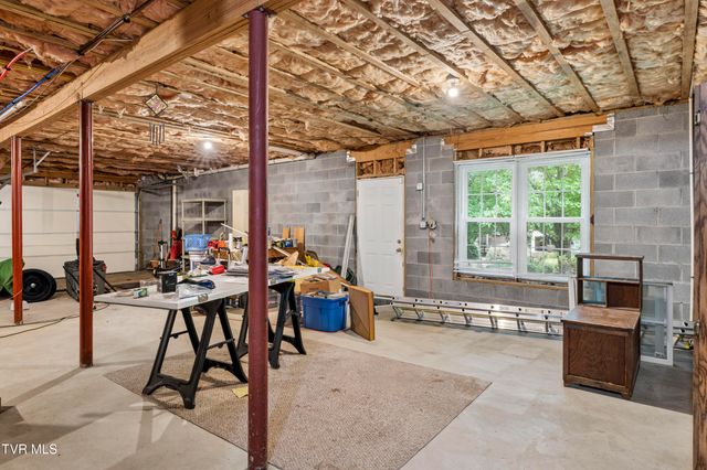 108 Strawberry Field Drive, Johnson City, TN 37604