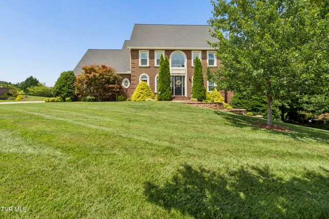108 Strawberry Field Drive, Johnson City, TN 37604