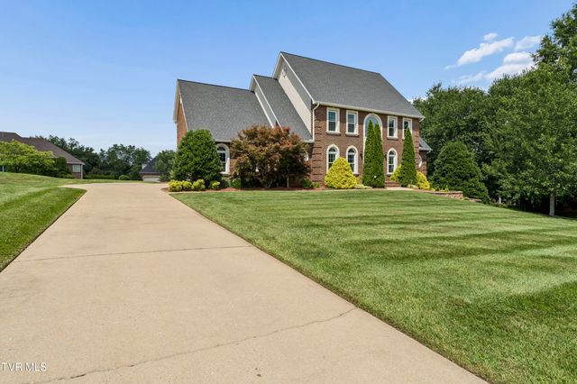 108 Strawberry Field Drive, Johnson City, TN 37604