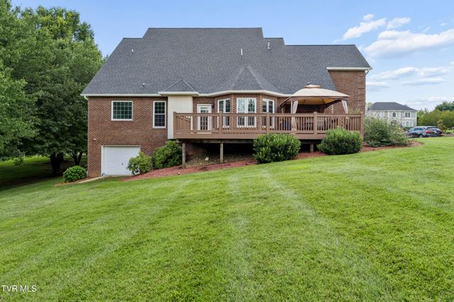 108 Strawberry Field Drive, Johnson City, TN 37604