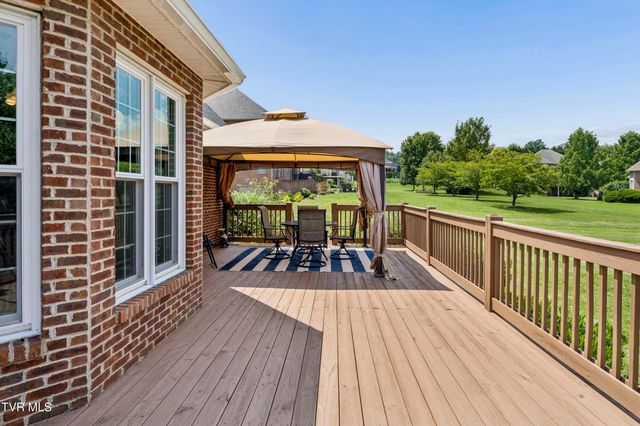 108 Strawberry Field Drive, Johnson City, TN 37604