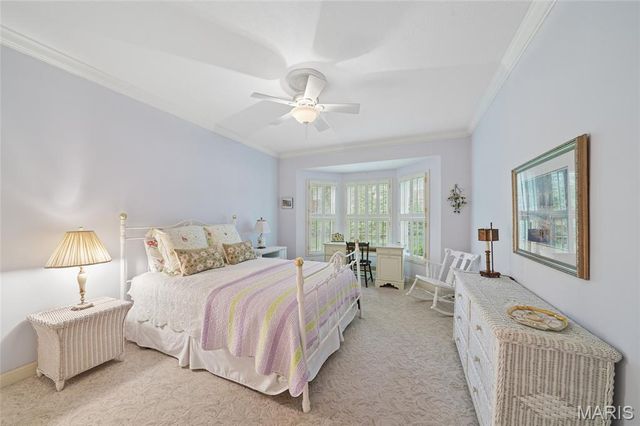 13302 Fairfield Circle Drive, Town And Country, MO 63017