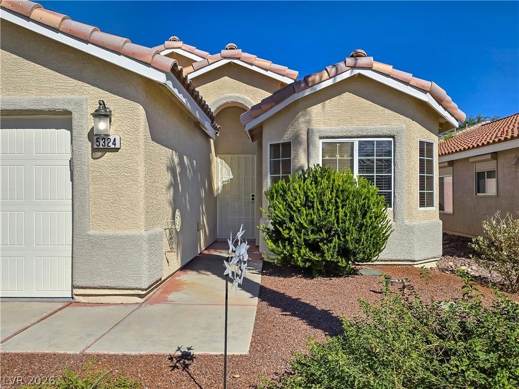 5324 Manor Stone Street, North Las Vegas, NV 89081 — photo 3