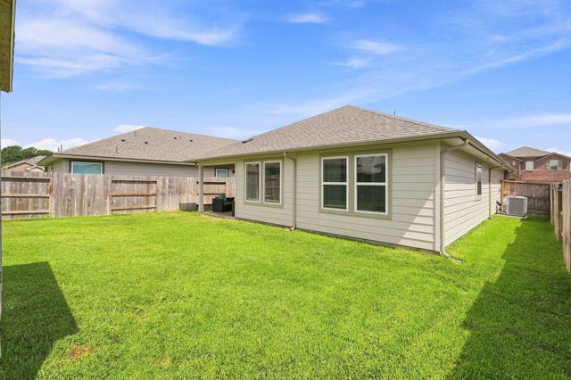 14231 Rolling Pastures Drive, Magnolia, TX 77354