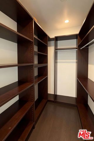 3850 Glenalbyn Drive, Los Angeles, CA 90065