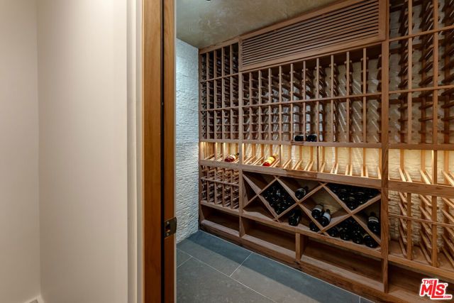 3850 Glenalbyn Drive, Los Angeles, CA 90065